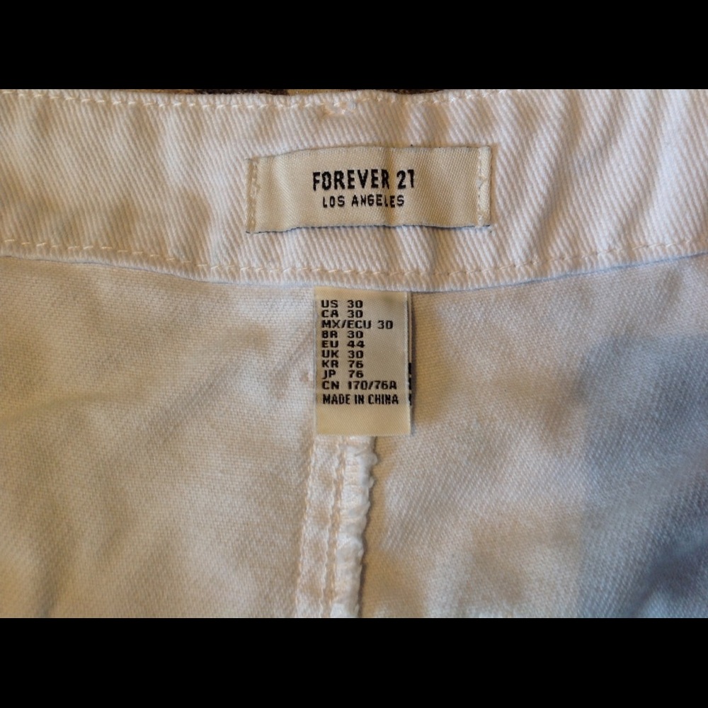Forever 21 Jean shorts - Picture 2 of 3